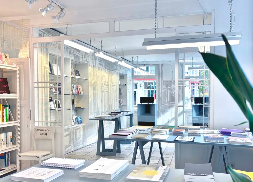 011_St Martin Bookshop